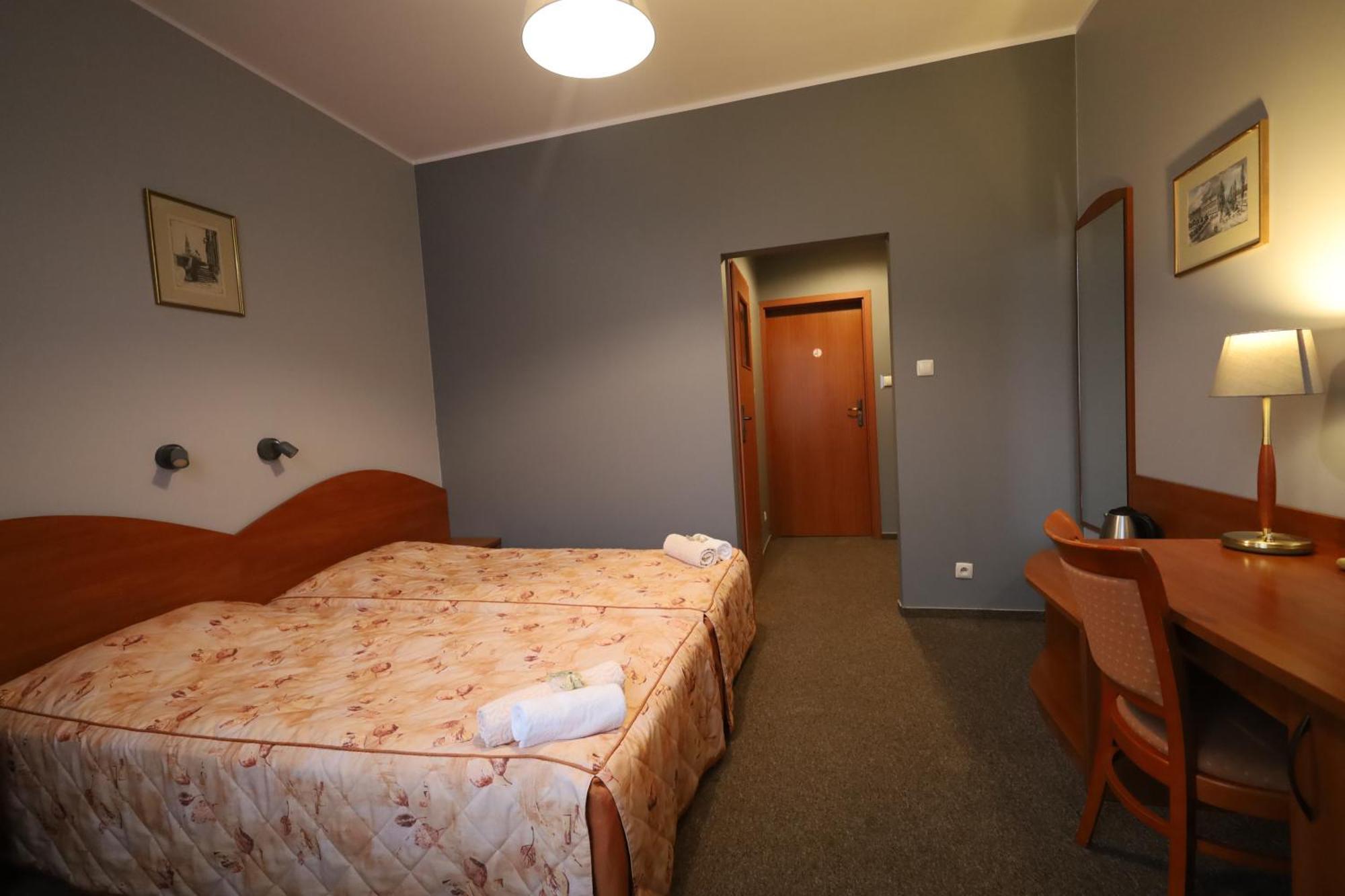 Nasz Klub - Pokoje Goscinne Poznań Exterior foto